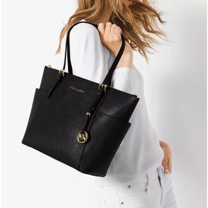 MICHAEL KORS Charlotte Top Zip Tote Black